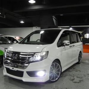 Honda stepwgn rk5